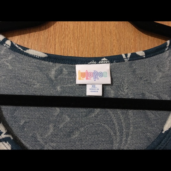 LuLaroe Irma - Picture 3 of 3